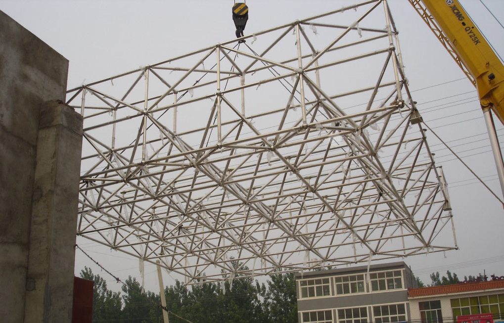 商丘不锈钢门头网架安装